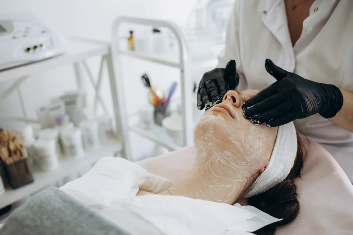 chemical peel deeply penetrating skin